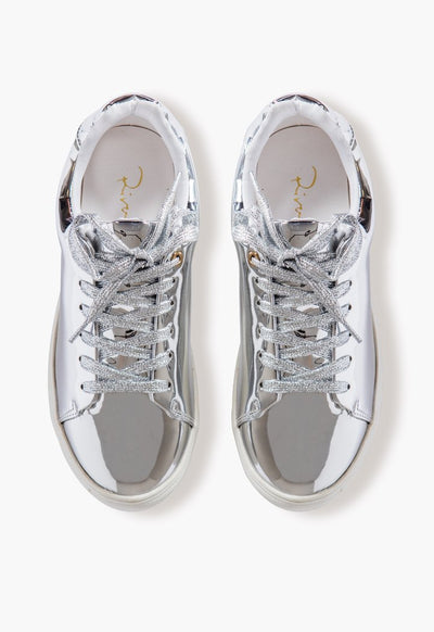 Metallic Lace-Up Sneakers - Fresqa