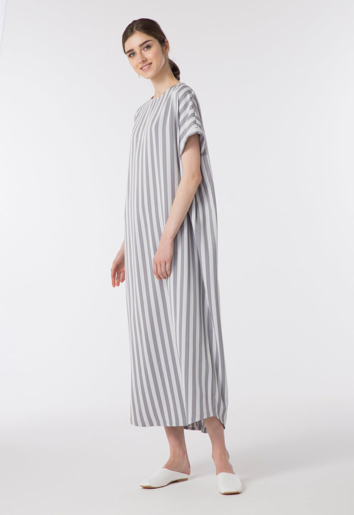 Oversized Striped Abaya