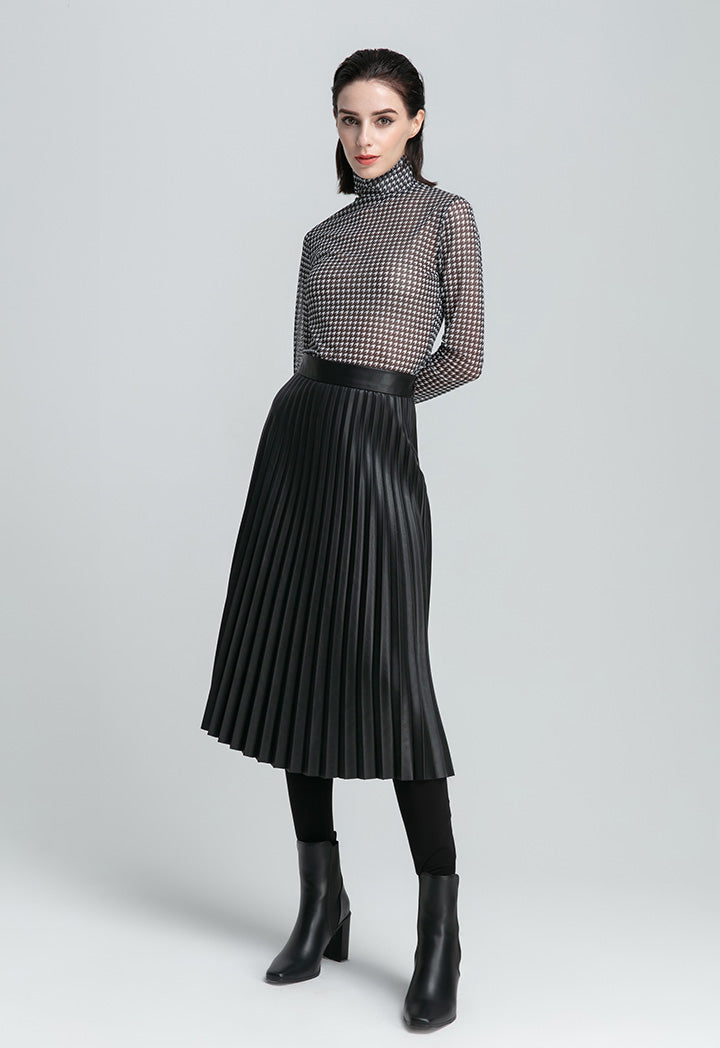 Even Pleated Pu Solid Skirt